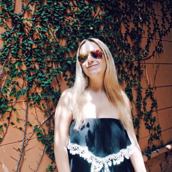 Henrigirl Romper - Picture 2 of 2